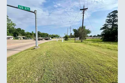 114 Bruce St, Gilmer, TX 75645 - Photo 8