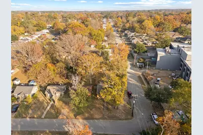 736 Crestway Drive, Tyler, TX 75701 - Photo 6