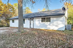 2300 Glenview, Tyler, TX 75701 - Photo 2