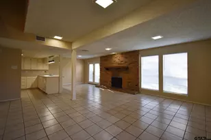 4217 Aberdeen, Tyler, TX 75703 - Photo 4