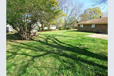 403 Montgomery, Pittsburg, TX 75686 - Photo 4