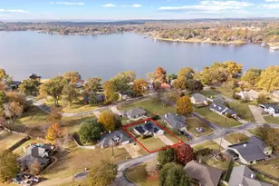 15733 Bay View Cir, Bullard, TX 75757 - Photo 2