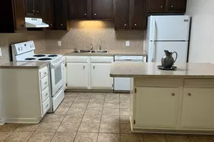 602 E South St, Lindale, TX 75771 - Photo 6