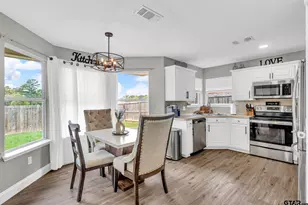 1112 E Park Dr, Lindale, TX 75771 - Photo 6