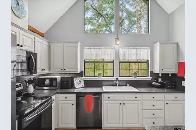 299 Lamplight Path, Holly Lake Ranch, TX 75765 - Photo 12
