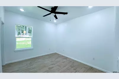 20428 High Point Dr, Flint, TX 75762 - Photo 10