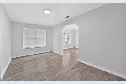 1004 N Grand, Tyler, TX 75702 - Photo 22