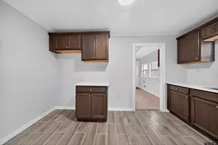 1004 N Grand, Tyler, TX 75702 - Photo 10