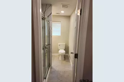 402 W. Carolina St, Palestine, TX 75803 - Photo 22