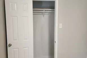 402 W Carolina St, Palestine, TX 75803 - Photo 18