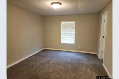 402 W. Carolina St, Palestine, TX 75803 - Photo 32