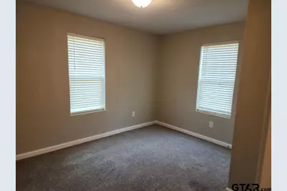402 W. Carolina St, Palestine, TX 75803 - Photo 18