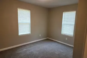 402 W Carolina St, Palestine, TX 75803 - Photo 18