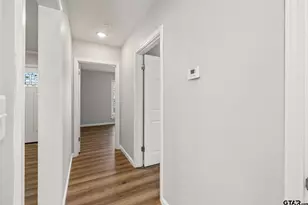 402 Gay Ave, Palestine, TX 75801 - Photo 14