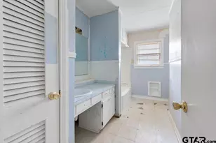 608 Lawrence, Jacksonville, TX 75766 - Photo 12