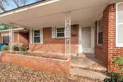 608 Lawrence, Jacksonville, TX 75766 - Photo 2