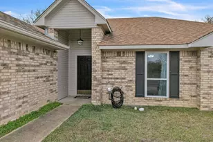 19990 Bluegrass Cir, Flint, TX 75762 - Photo 2