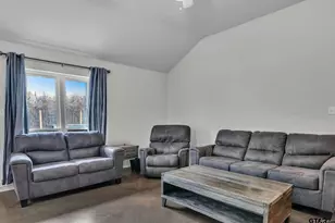 19990 Bluegrass Cir, Flint, TX 75762 - Photo 4