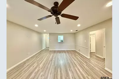 2605 Westminster, Tyler, TX 75701 - Photo 2