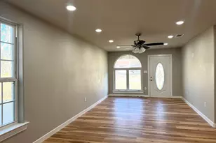 516 S O'Tyson, Mt Pleasant, TX 75455 - Photo 2