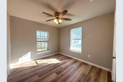 516 S O'Tyson, Mt Pleasant, TX 75455 - Photo 16