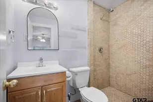 832 S Bois D Arc, Tyler, TX 75701 - Photo 28