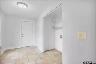 832 S Bois D Arc, Tyler, TX 75701 - Photo 14