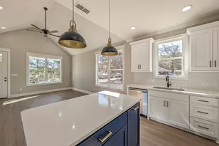 307 S Langham St, Troup, TX 75789 - Photo 8