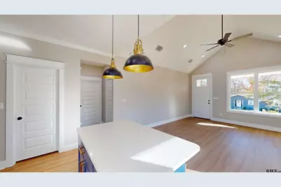 307 S Langham St, Troup, TX 75789 - Photo 12