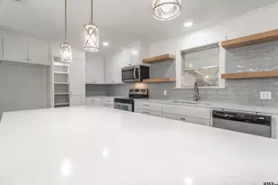 2419 Pounds Ave, Tyler, TX 75701 - Photo 14