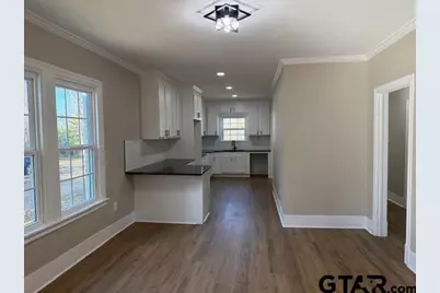 1512 E Houston St, Tyler, TX 75702 - Photo 6