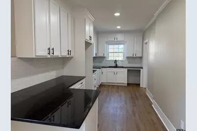 1512 E Houston St, Tyler, TX 75702 - Photo 12