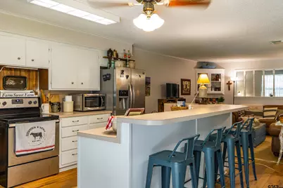 5730 E Fm 323, Palestine, TX 75801 - Photo 6