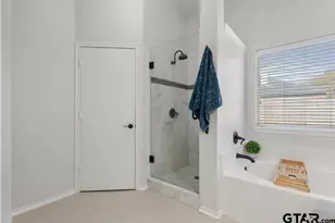 916 Pam, Tyler, TX 75703 - Photo 24