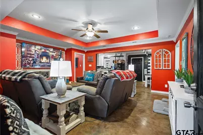 202 Spring Valley Rd, Queen City, TX 75572 - Photo 6