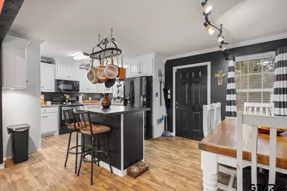 202 Spring Valley Rd, Queen City, TX 75572 - Photo 10