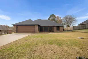 202 Spring Valley Rd, Queen City, TX 75572 - Photo 2