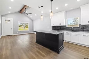 304 W Tarbutton, Troup, TX 75789 - Photo 14