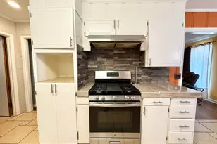 2008 Longview Dr, Henderson, TX 75652 - Photo 8