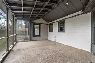 617 Nacogdoches, Jacksonville, TX 75766 - Photo 34