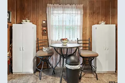 402 Watson Rd, Longview, TX 75604 - Photo 10