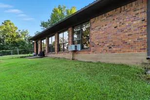 402 Watson Rd, Longview, TX 75604 - Photo 22