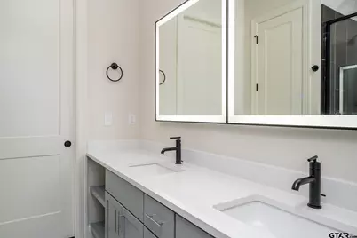 544 W. Erwin, Tyler, TX 75702 - Photo 6