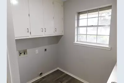 2216 Pinecrest, Gladewater, TX 75647 - Photo 16