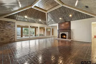 1929 McDonald, Tyler, TX 75701 - Photo 6