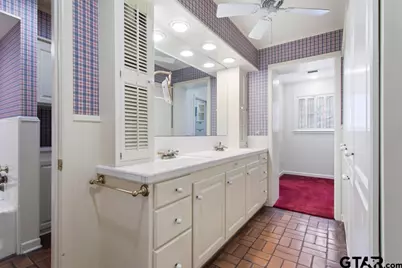 1929 McDonald, Tyler, TX 75701 - Photo 18