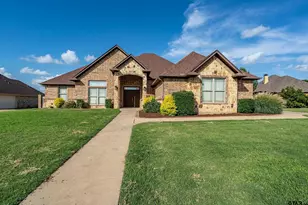 202 Sunnys Halo Blvd, Bullard, TX 75757 - Photo 2
