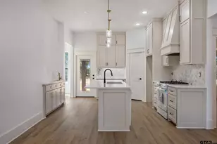 309 N Loveless St, Bullard, TX 75757 - Photo 10