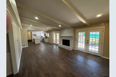 1823 Overbrook, Tyler, TX 75703 - Photo 8