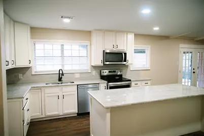 1823 Overbrook, Tyler, TX 75703 - Photo 2